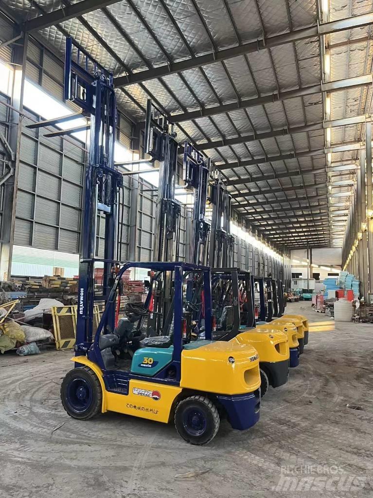 Komatsu FD 30 T-17 Empilhadores Diesel