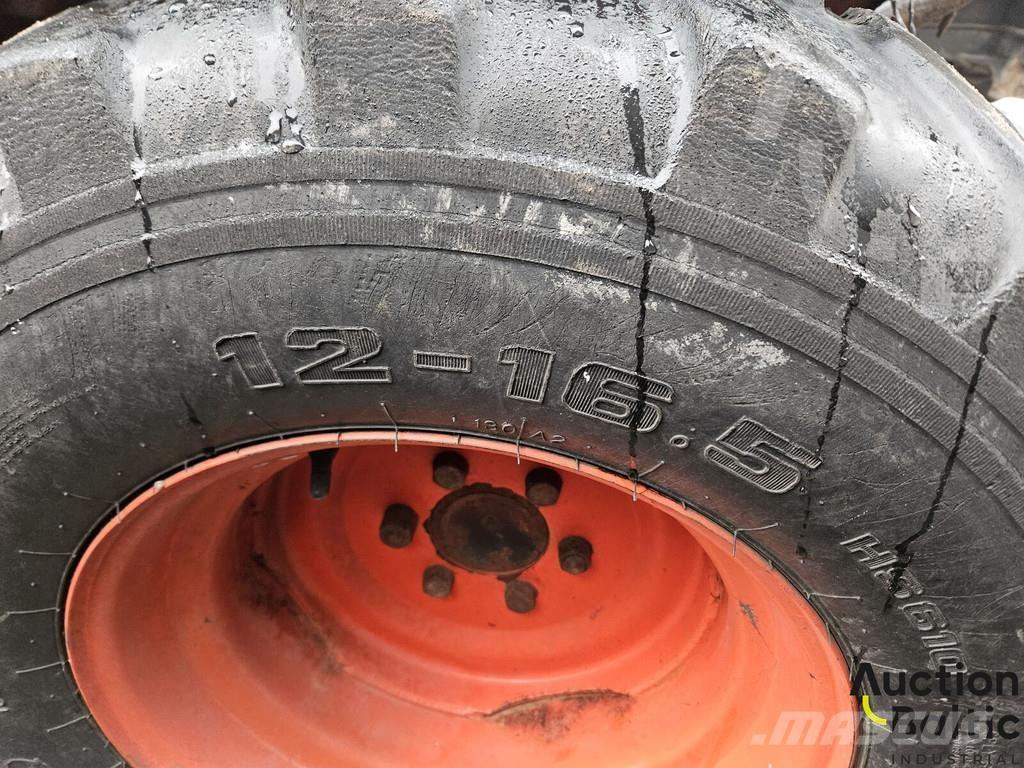 Kioti CK 2810 Tratores Agrícolas usados