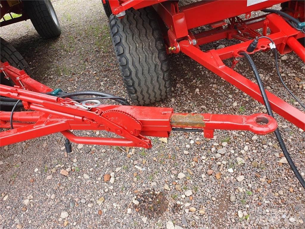 Farmtech ZDK 800 Reboques basculantes