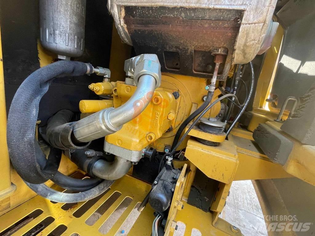 CAT 305.5 E 2 Mini Escavadoras <7t