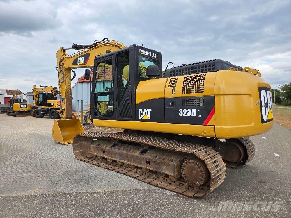 CAT 323DL Escavadoras de rastos