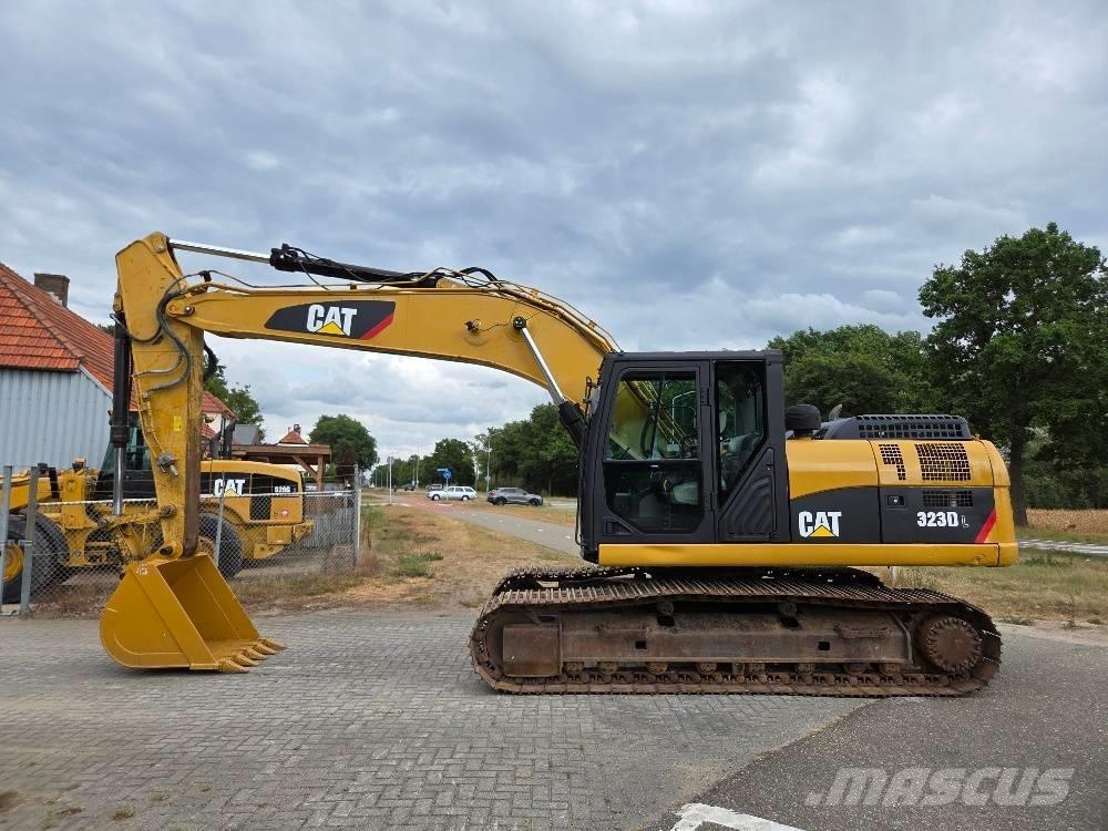 CAT 323DL Escavadoras de rastos