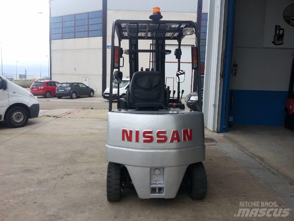 Nissan Q02L25CU Empilhadores eléctricos