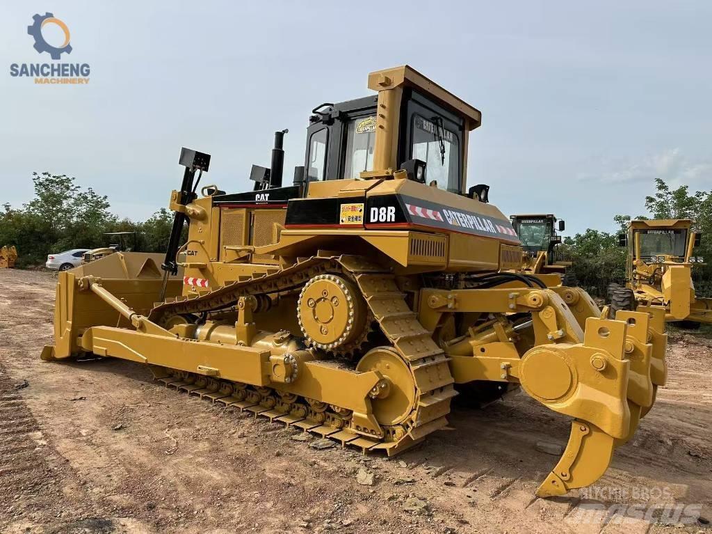 CAT D 8 R Dozers - Tratores rastos
