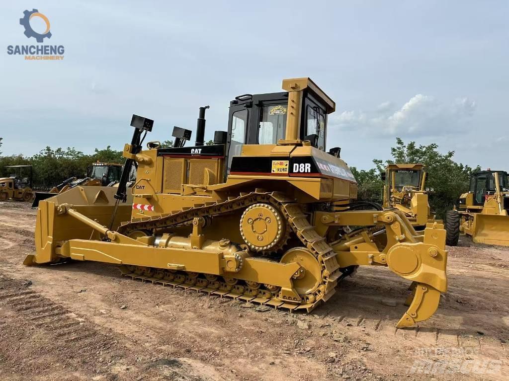 CAT D 8 R Dozers - Tratores rastos