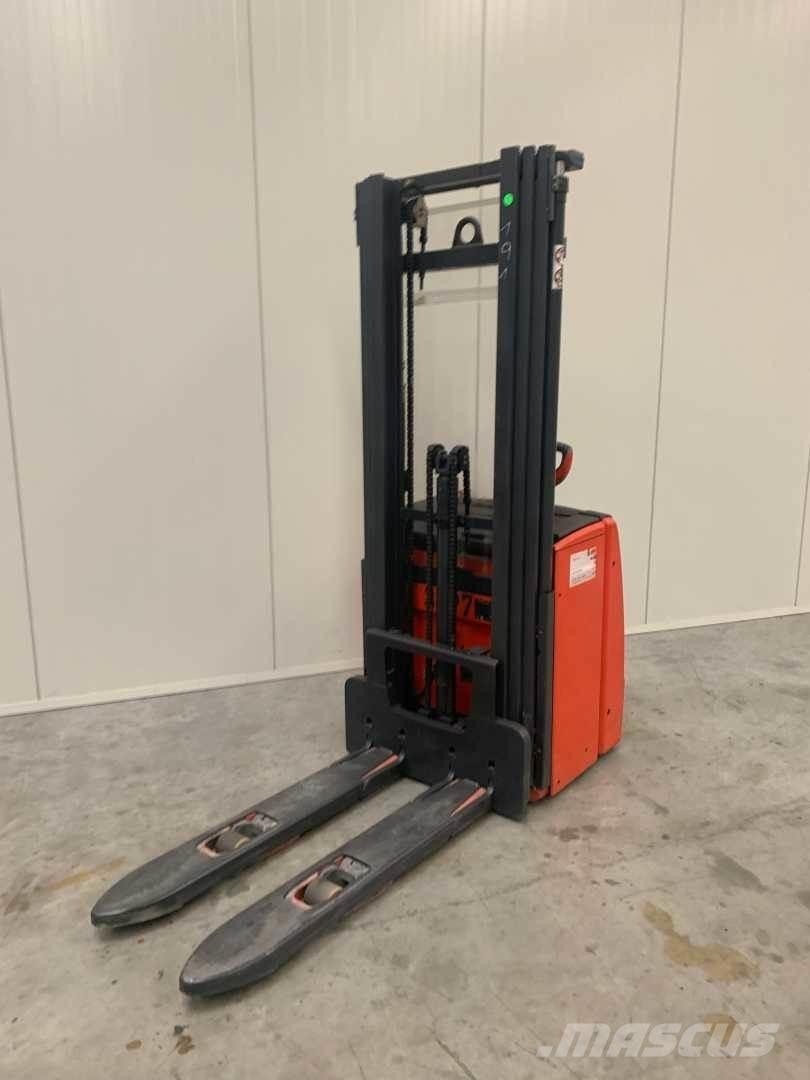Linde L14I Empilhador para operador externo
