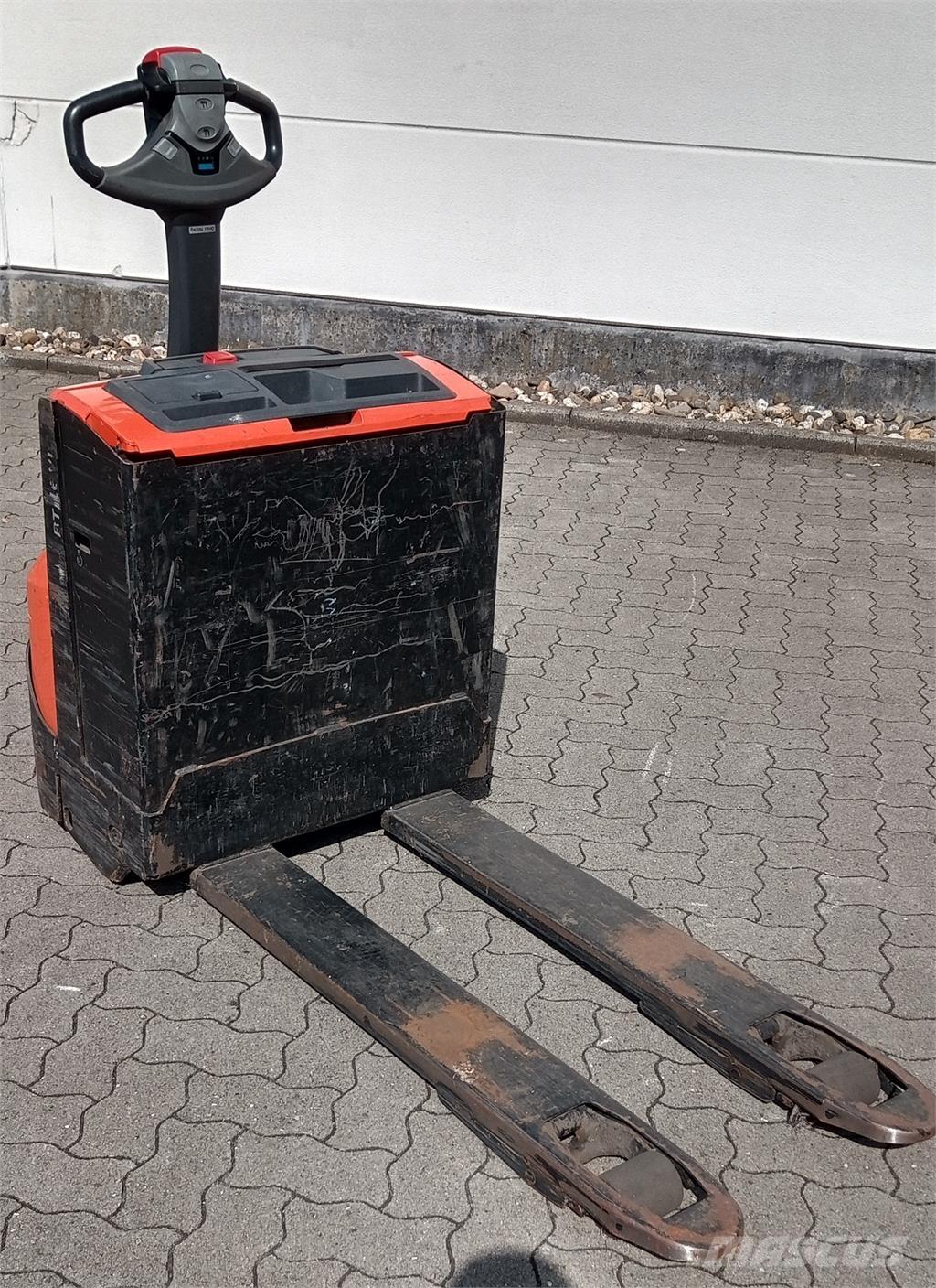 Toyota LWE 160 Empilhador para operador externo