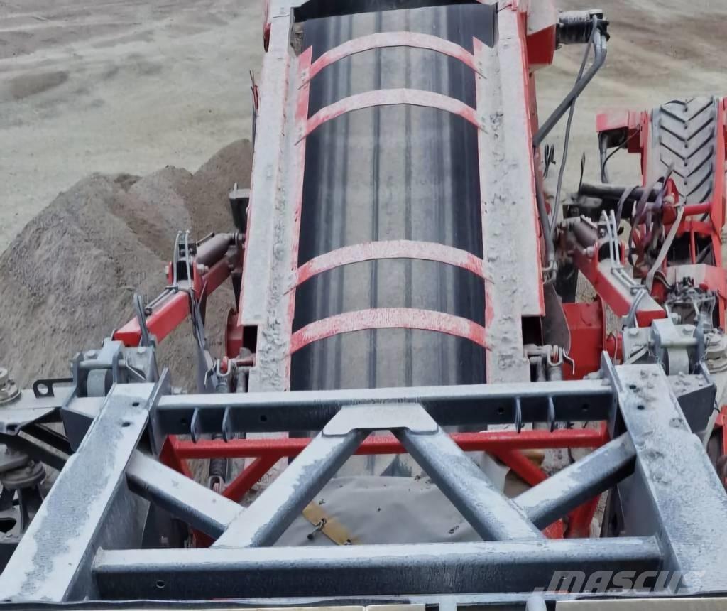 Sandvik QH 332 DDHS Britadores móveis