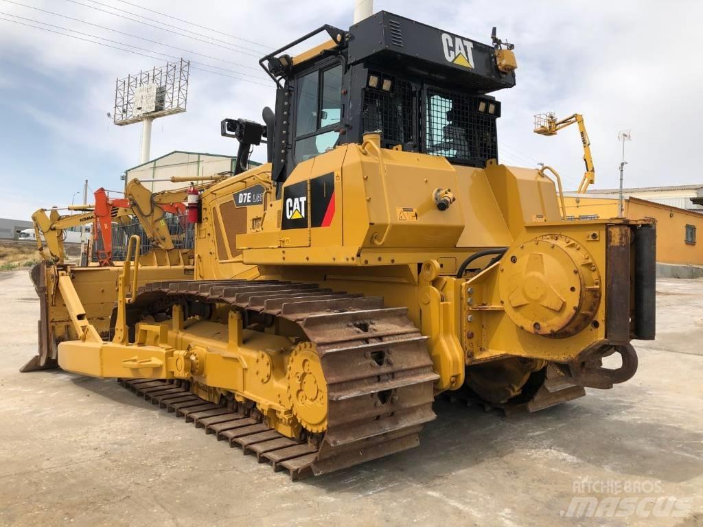 CAT D7E Guinchos