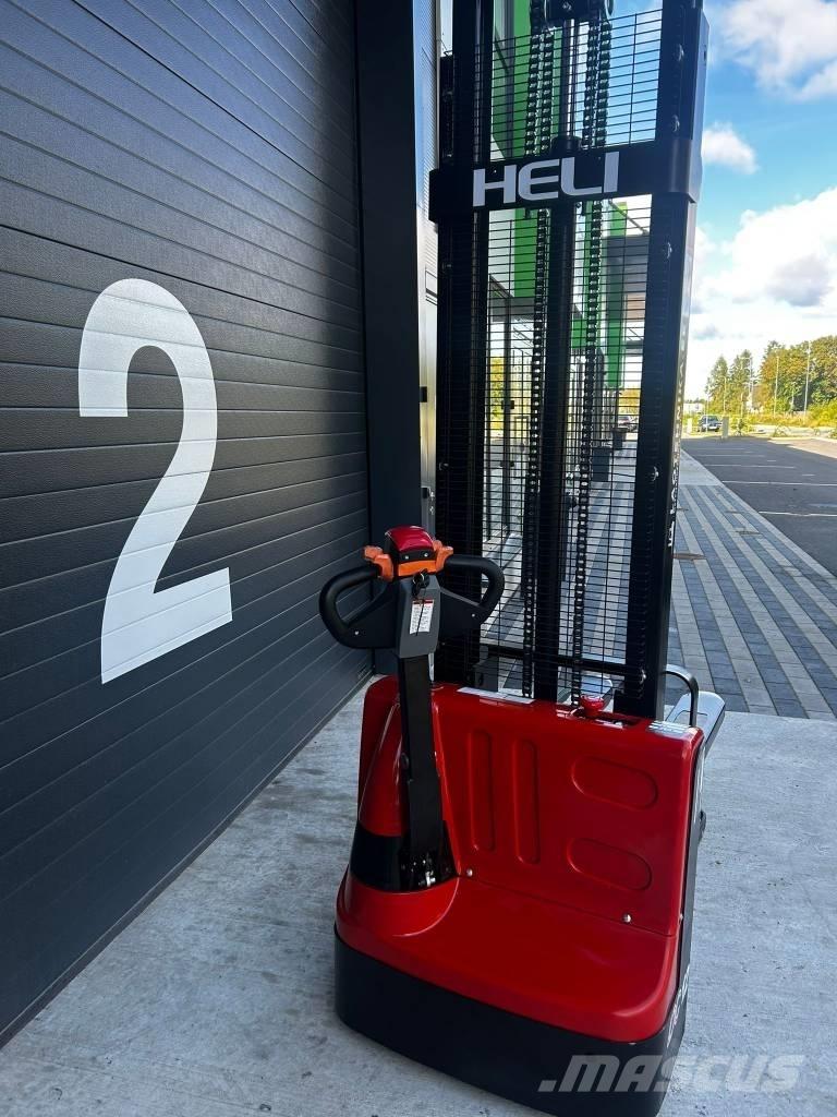 Heli CDD 12 Empilhador para operador externo