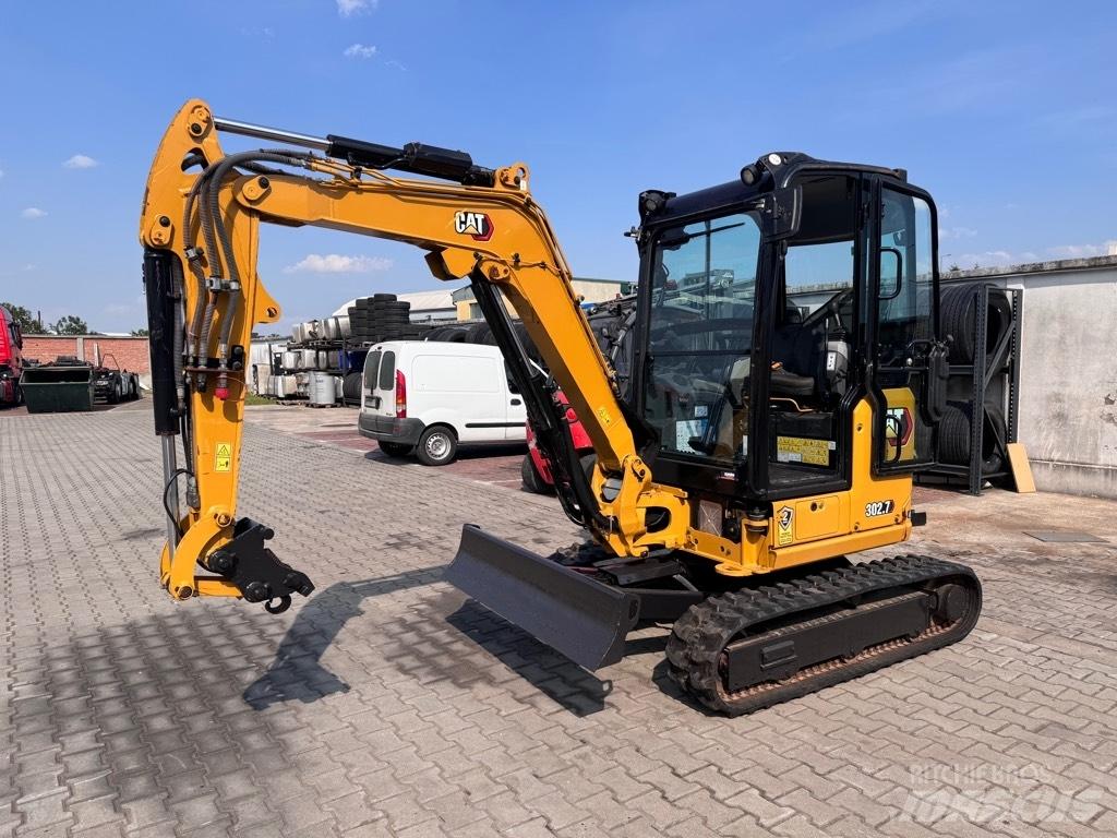 CAT 302.7 D CR Mini Escavadoras <7t