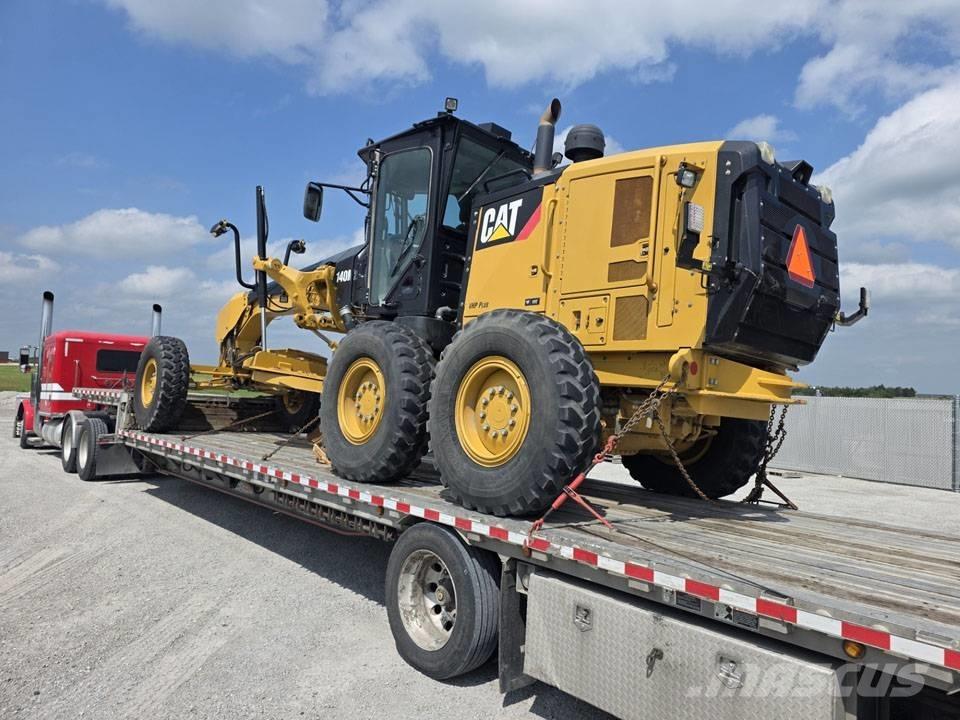 CAT 140 M 2 Motoniveladoras