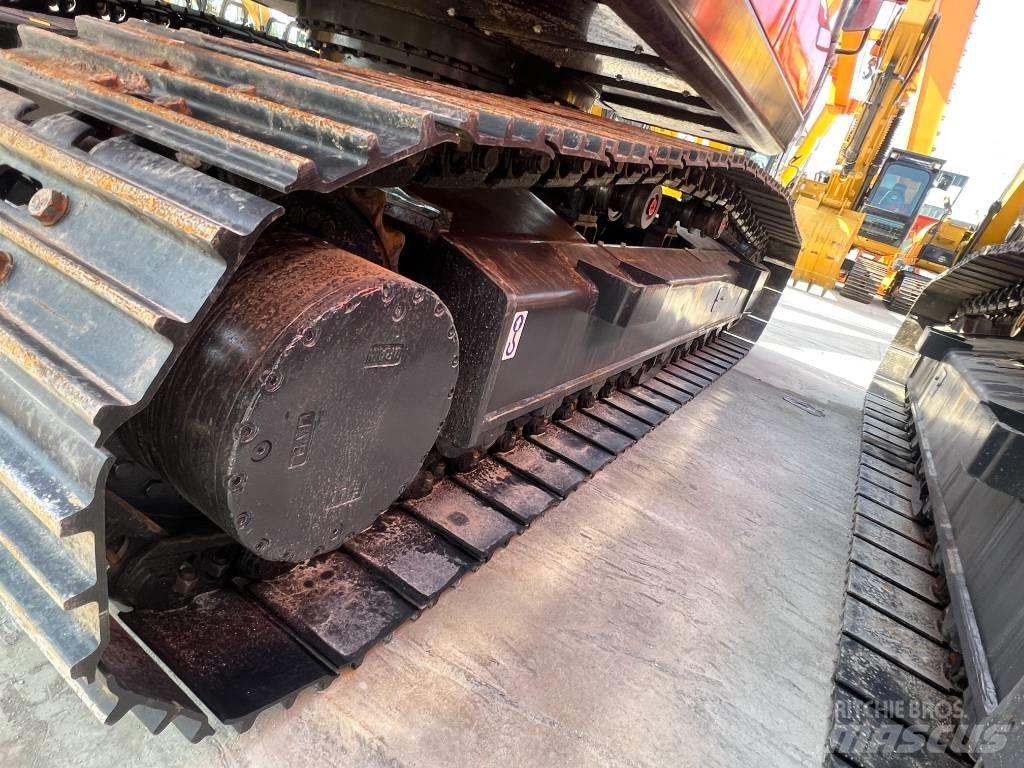 Doosan DX 225 Escavadoras de rastos