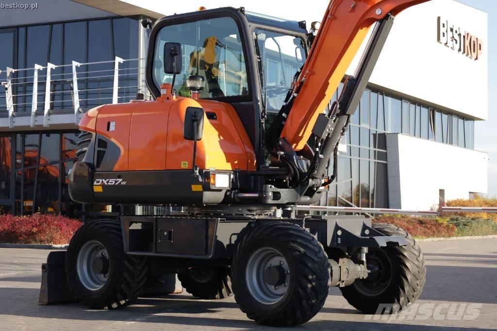 Doosan DX 57 W-5 Escavadoras de rodas