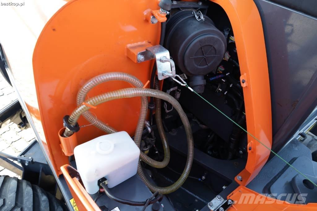 Doosan DX 57 W-5 Escavadoras de rodas