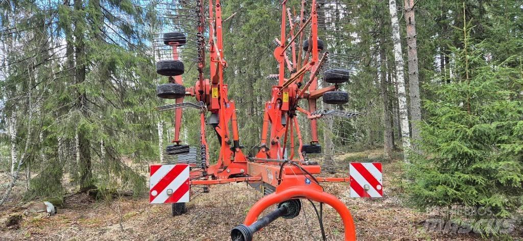 Kuhn GA 8121 Gadanheiras-fileiras