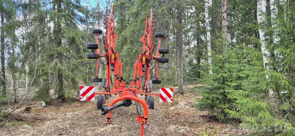 Kuhn GA 8121 Gadanheiras-fileiras