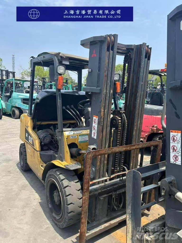 CAT 30 Empilhadores Diesel