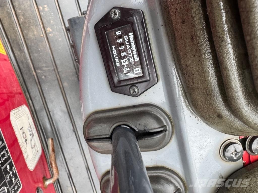 Yanmar SV08 (1E005) Mini Escavadoras <7t