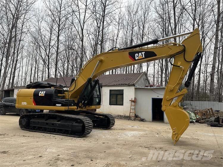 CAT 325D2 Escavadoras de rastos