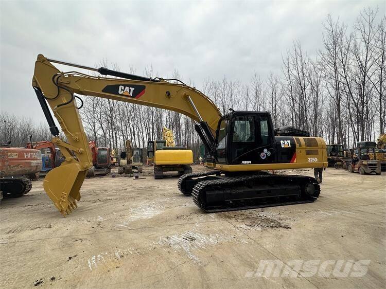 CAT 325D2 Escavadoras de rastos