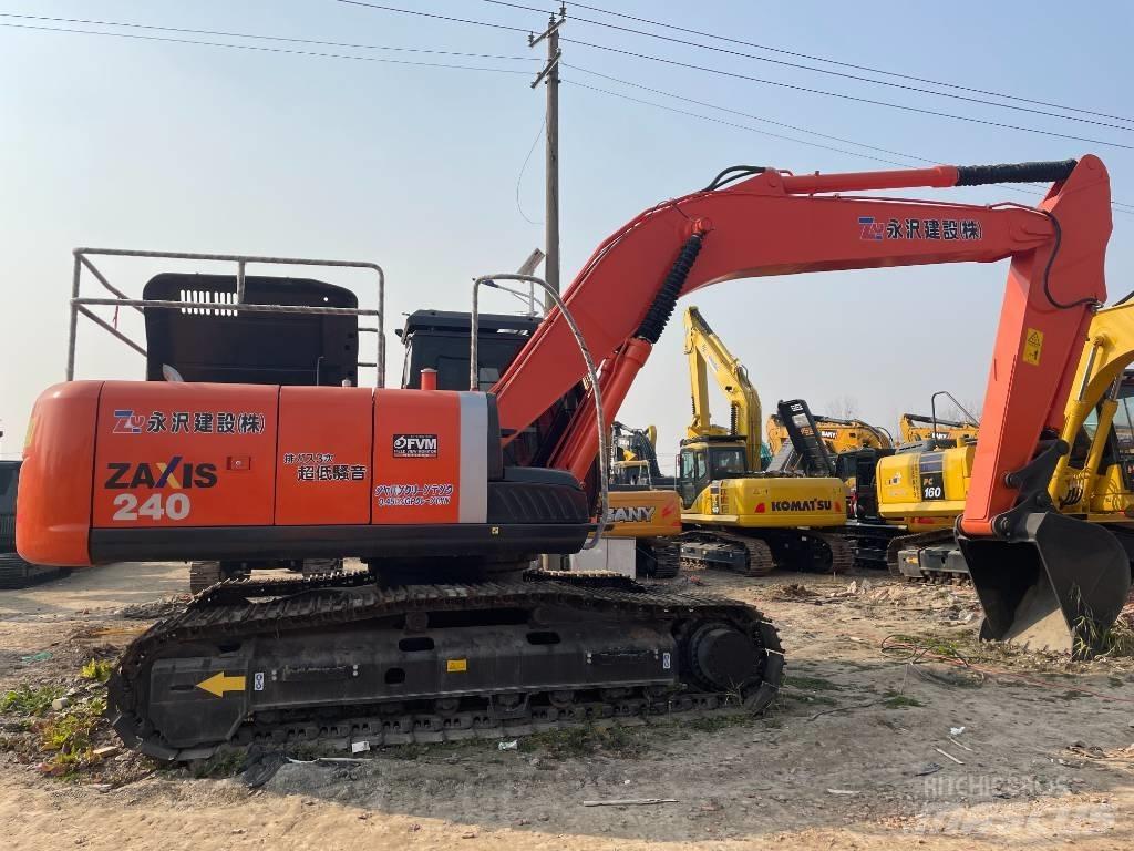 Hitachi ZX 240 Escavadoras de rastos