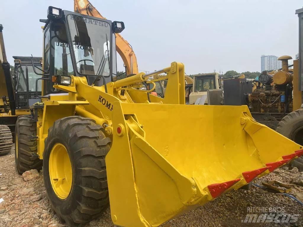 Komatsu WA100-1 Pás carregadoras de rodas