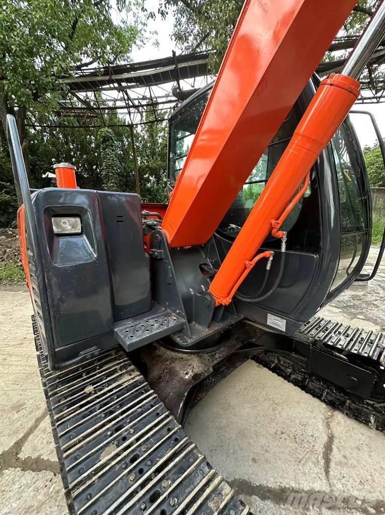 Hitachi 70 Escavadoras de rastos