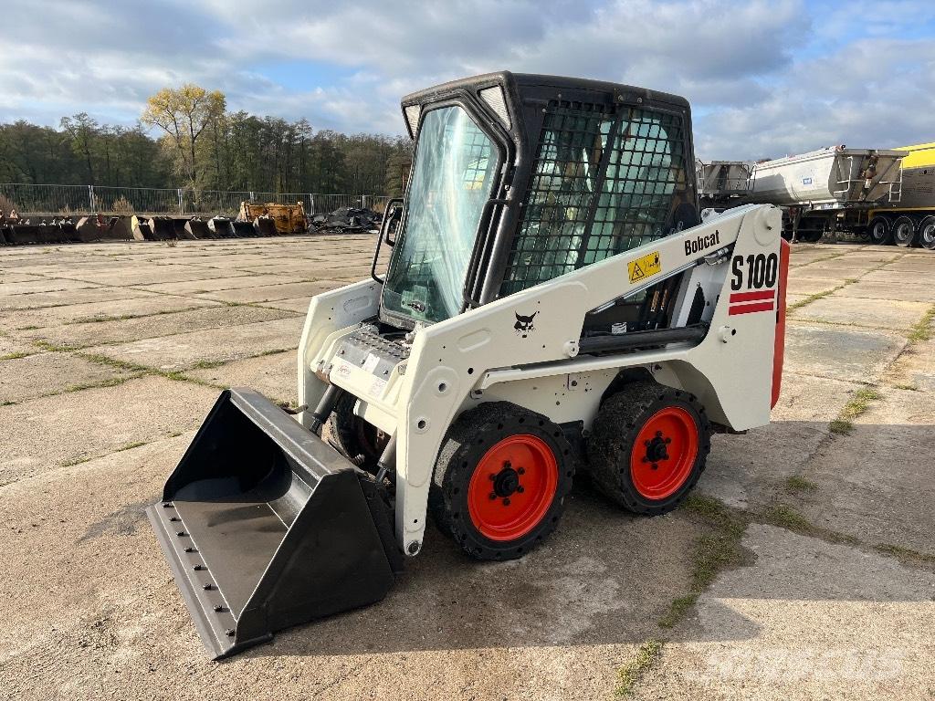 Bobcat S 100 Carregadoras de direcção deslizante