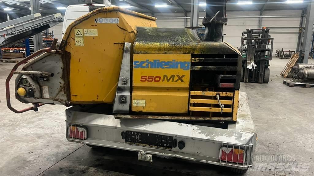 Schliesing 550 MX Reboques Florestais