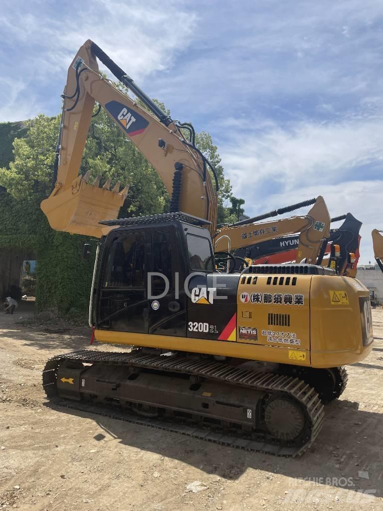 CAT CAT320D Escavadoras Midi 7t - 12t