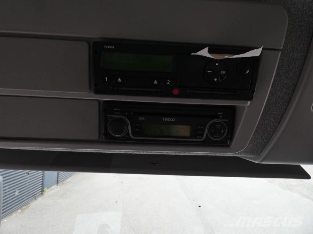 Iveco 90E 22 Camiões de caixa fechada