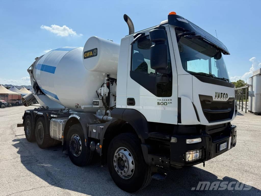 Iveco Trakker 500 Camiões de betão