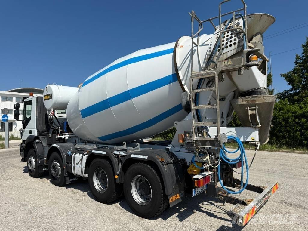 Iveco Trakker 500 Camiões de betão