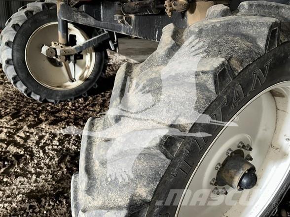 Apache AS1010 Pulverizadores Automotrizes