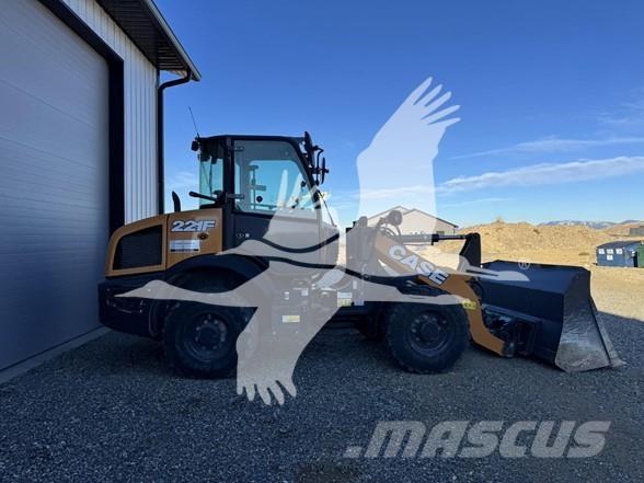 CASE 221F Pás carregadoras de rodas