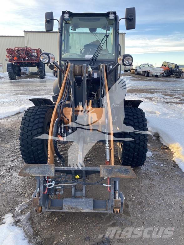 CASE 221F Pás carregadoras de rodas