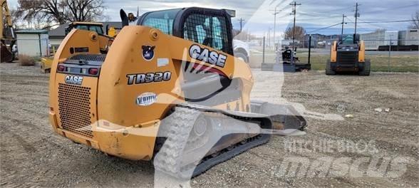 CASE TR320 Carregadoras de direcção deslizante