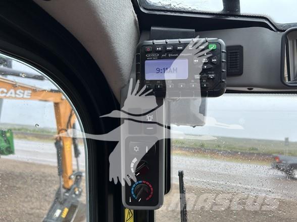 JCB 215 Carregadoras de direcção deslizante