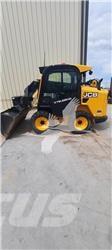 JCB 3TS-8W Carregadoras de direcção deslizante