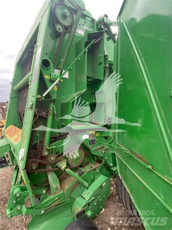 John Deere 568 Enfardadeira de rolos