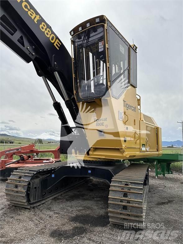 Tigercat 880E Carregadores