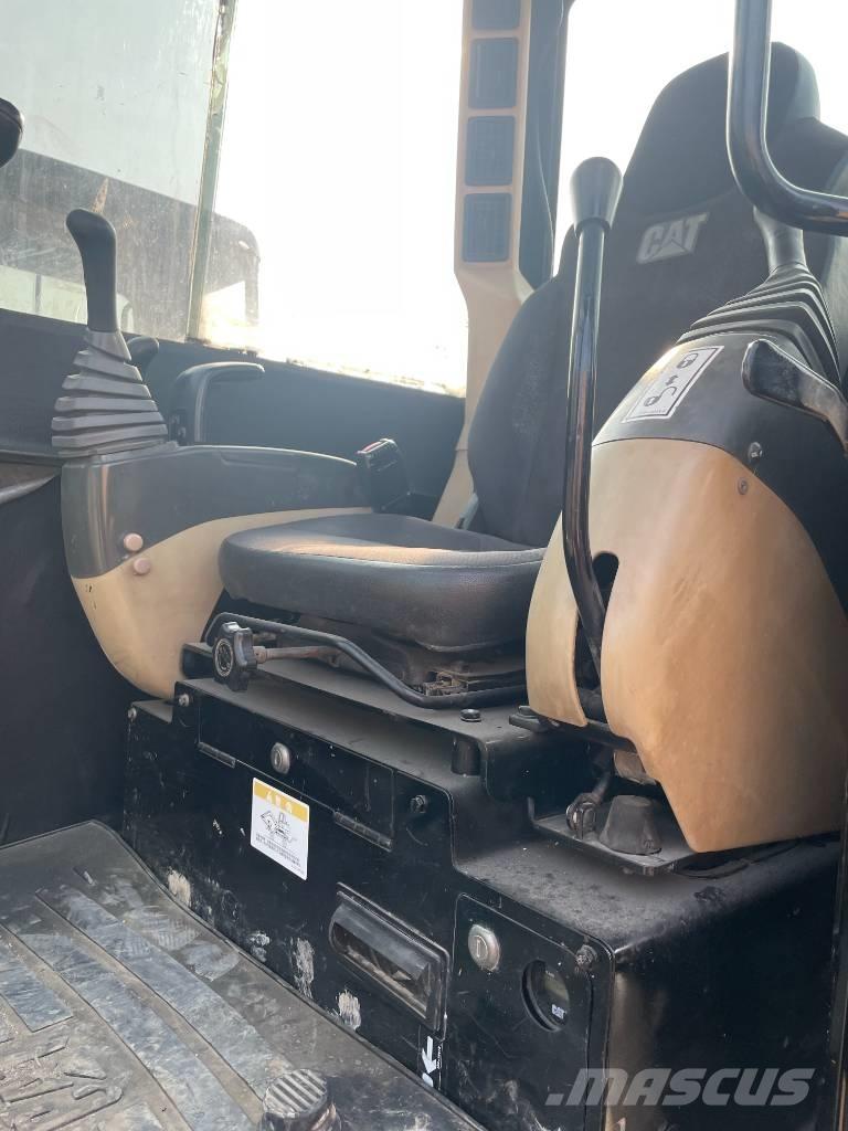 CAT 306 Mini Escavadoras <7t