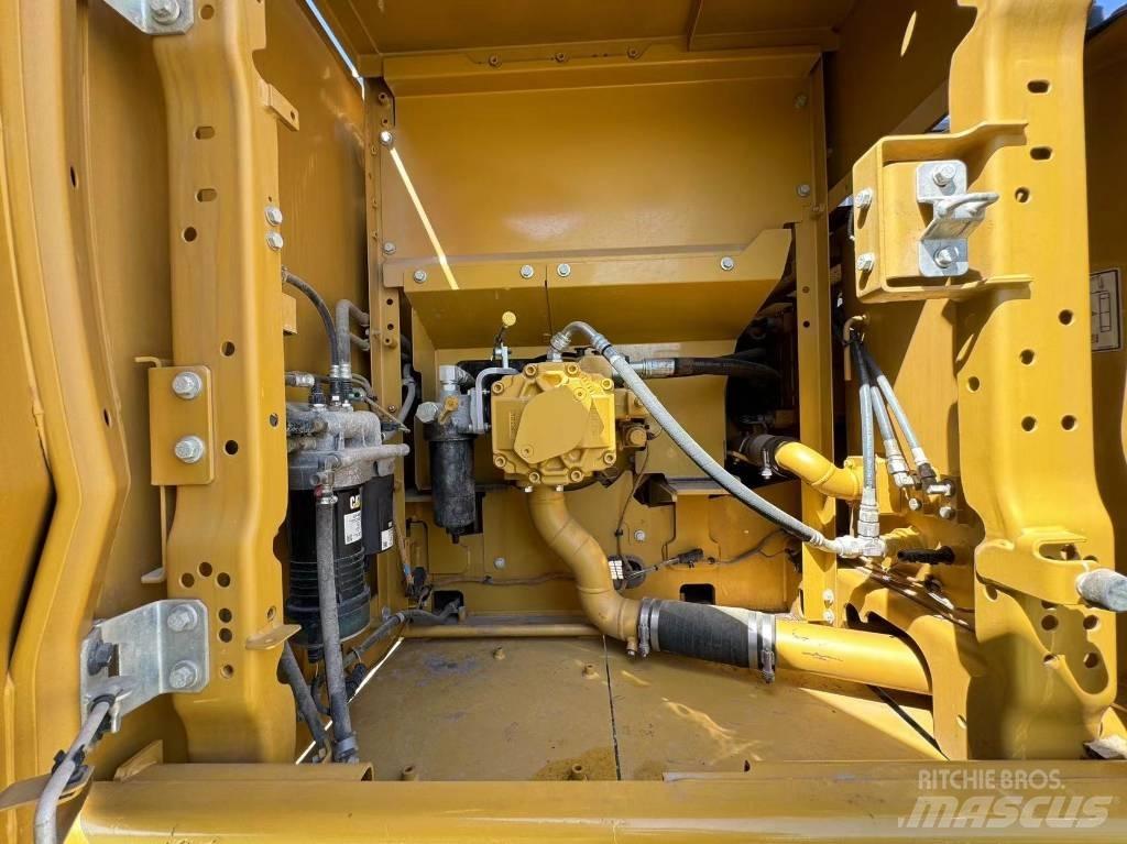 CAT 323GC Escavadoras de rastos