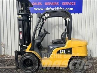 CAT DP 30 N Empilhadores Diesel