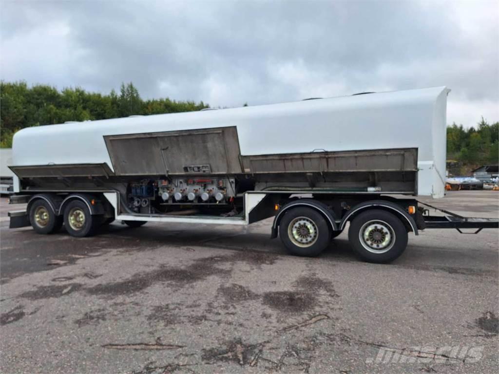  SAF/Mattila MS4 Reboques cisterna