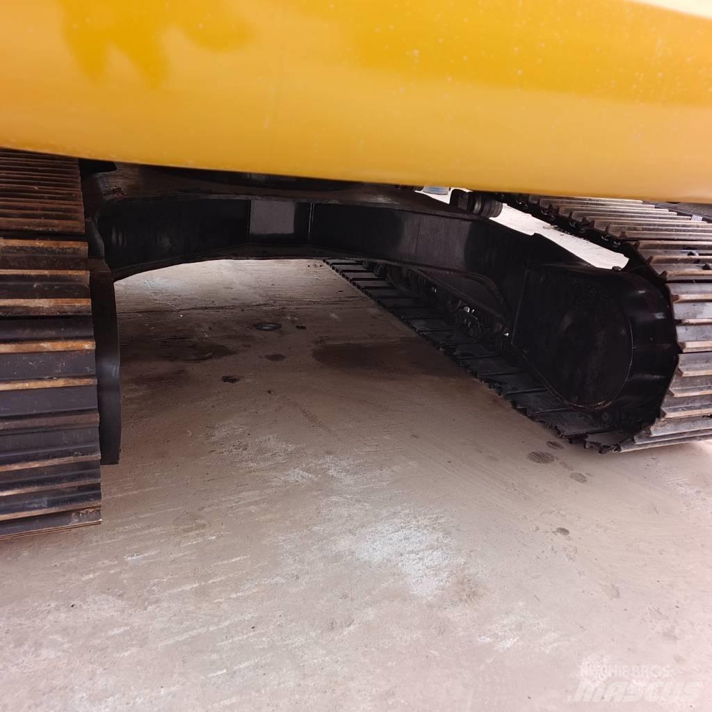 CAT 320D Escavadoras de rastos