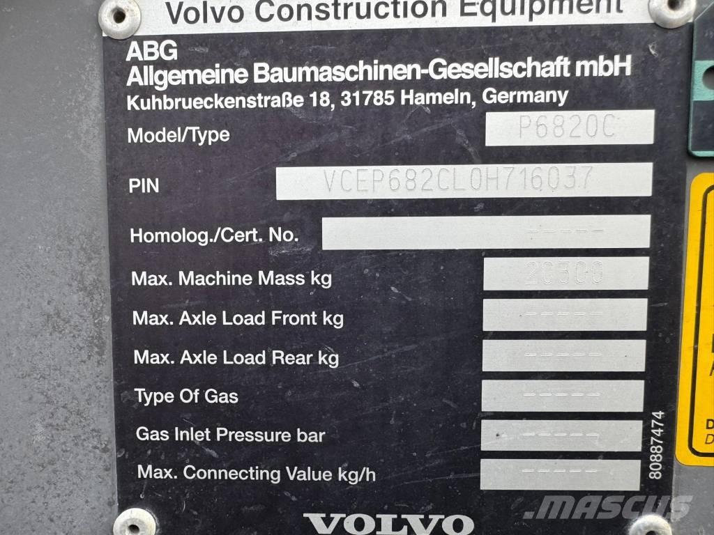 Volvo P 6820 C Pavimentadoras de asfalto