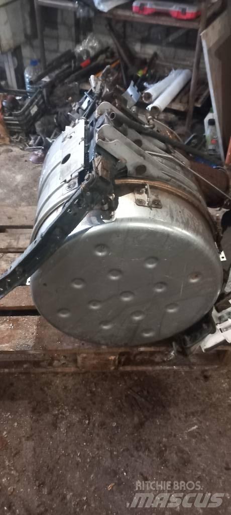 Scania G 400    2028508 Chassis e suspensões