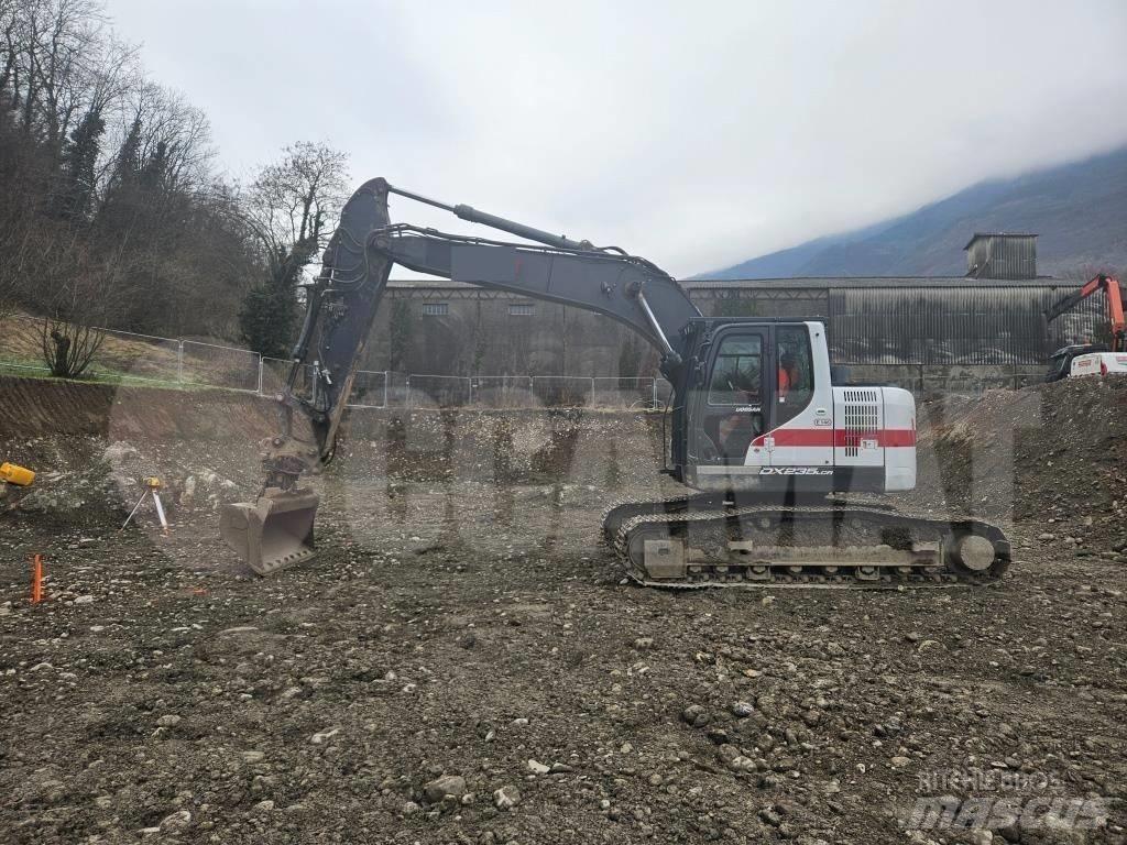 Doosan DX 235 LCR Escavadoras de rastos
